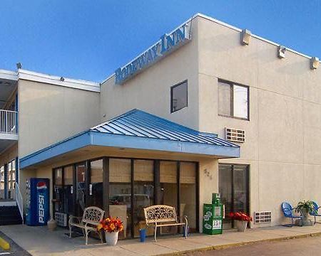 Rodeway Inn Civic Center Roanoke Exterior foto