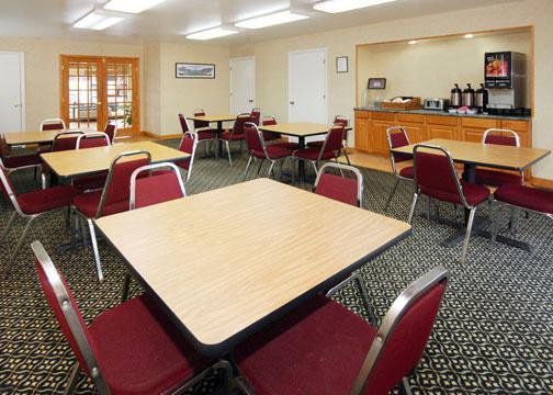 Rodeway Inn Civic Center Roanoke Restaurant foto